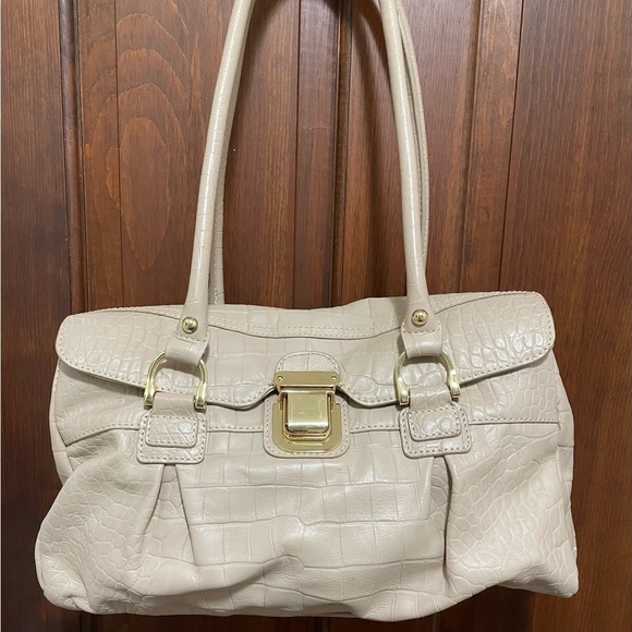Barr Barr New York Handbags - Barr Barr New York women’s champion/Cream Crocodile Embossed Handbag